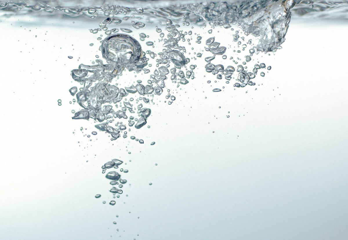 ¿Y si el agua de tu skincare hiciera más que estar ahí?